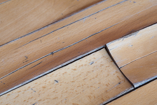Can Cupping in Hardwood Floors Be Fixed?