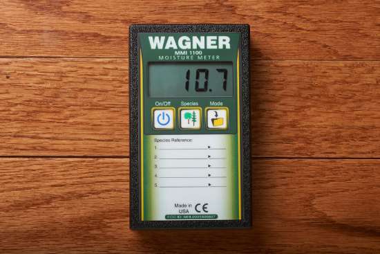 An older model of Wagner moisture meters.